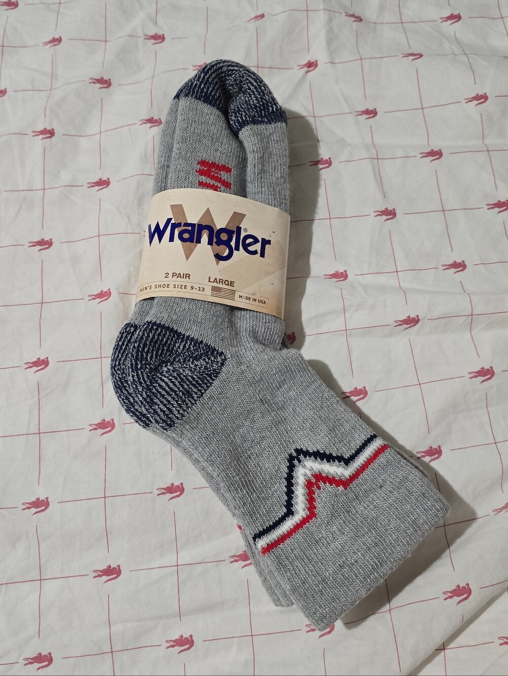 NWT Wrangler Men's 2 Pair Large Crew Socks Gray Made In USA